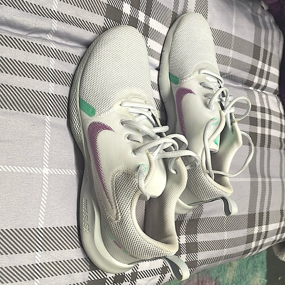 NIKE FLEX WOMENS